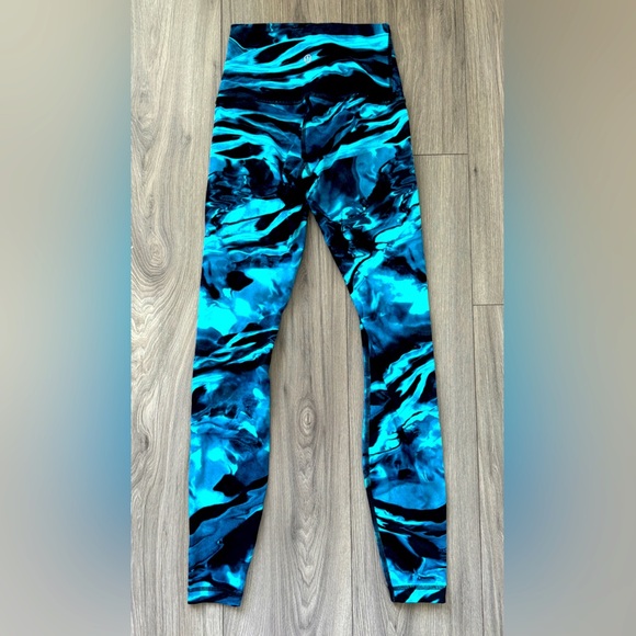 Lululemon Wunder Under Pant Engineered Print Nulux Blue Water 4 - Picture 2 of 6
